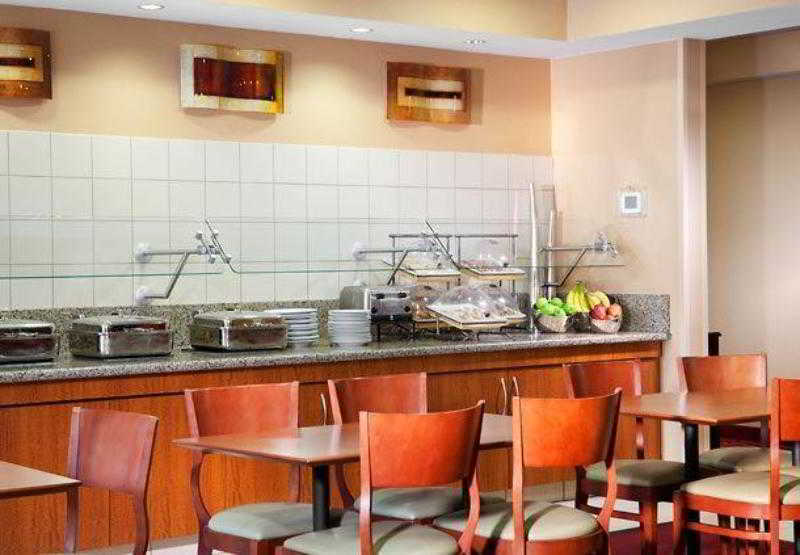 Sonesta Es Suites Dallas Central Expressway Ресторан фото