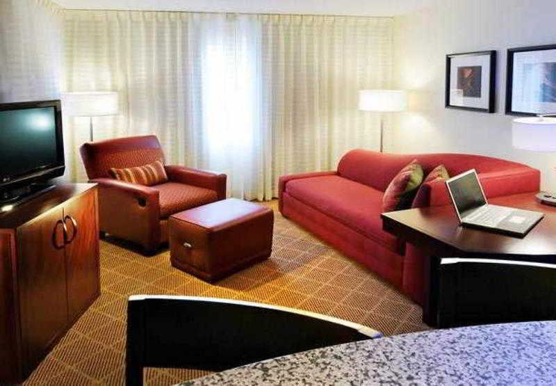 Sonesta Es Suites Dallas Central Expressway Экстерьер фото
